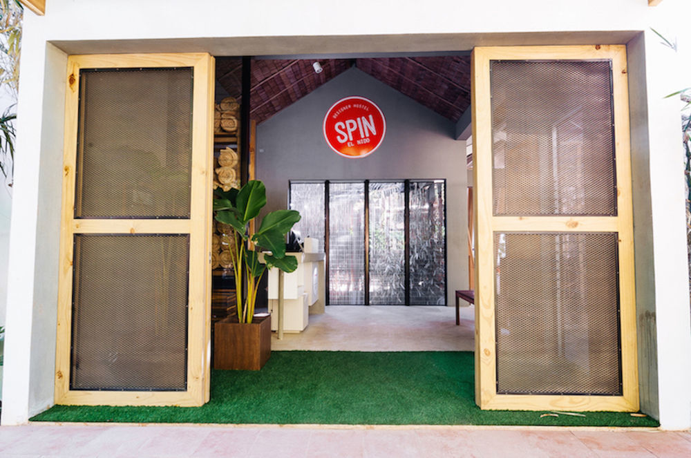 Spin Designer Hostel - El Nido Bagian luar foto